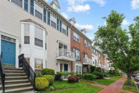 4 Persimmon Ct, Jersey City, NJ 07305
