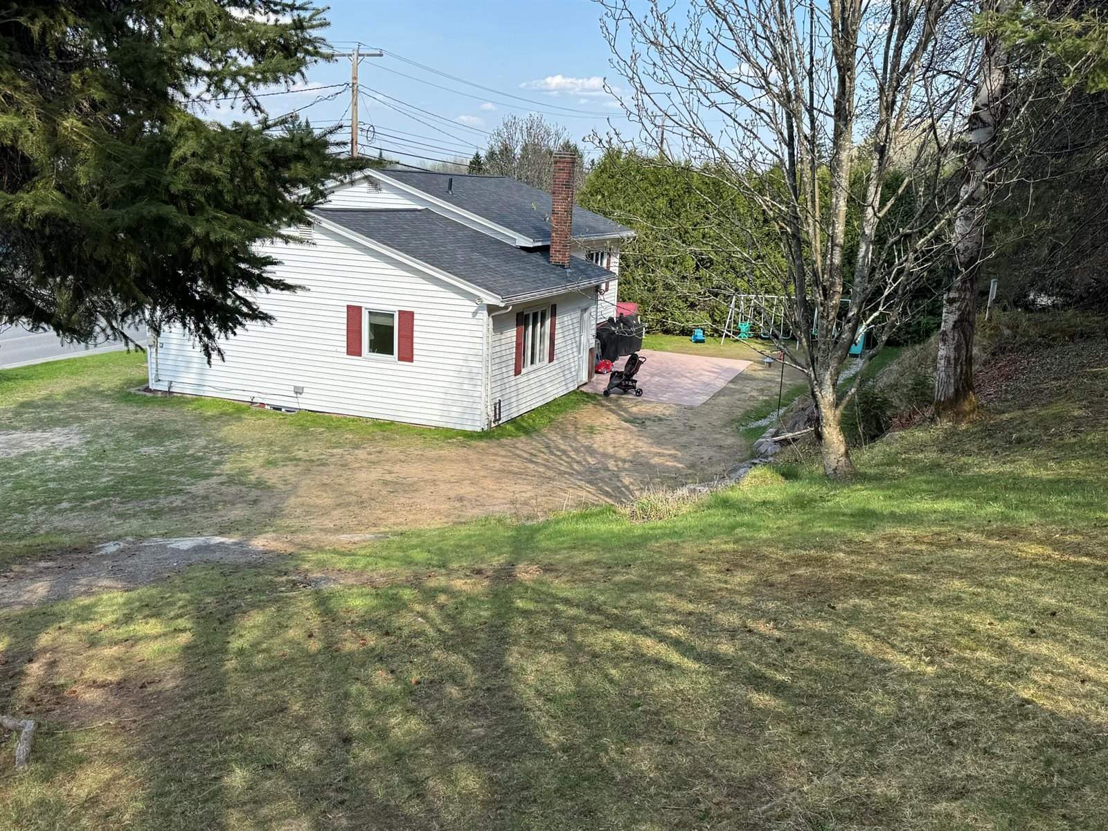 523 Main Street, Madawaska, ME 04756