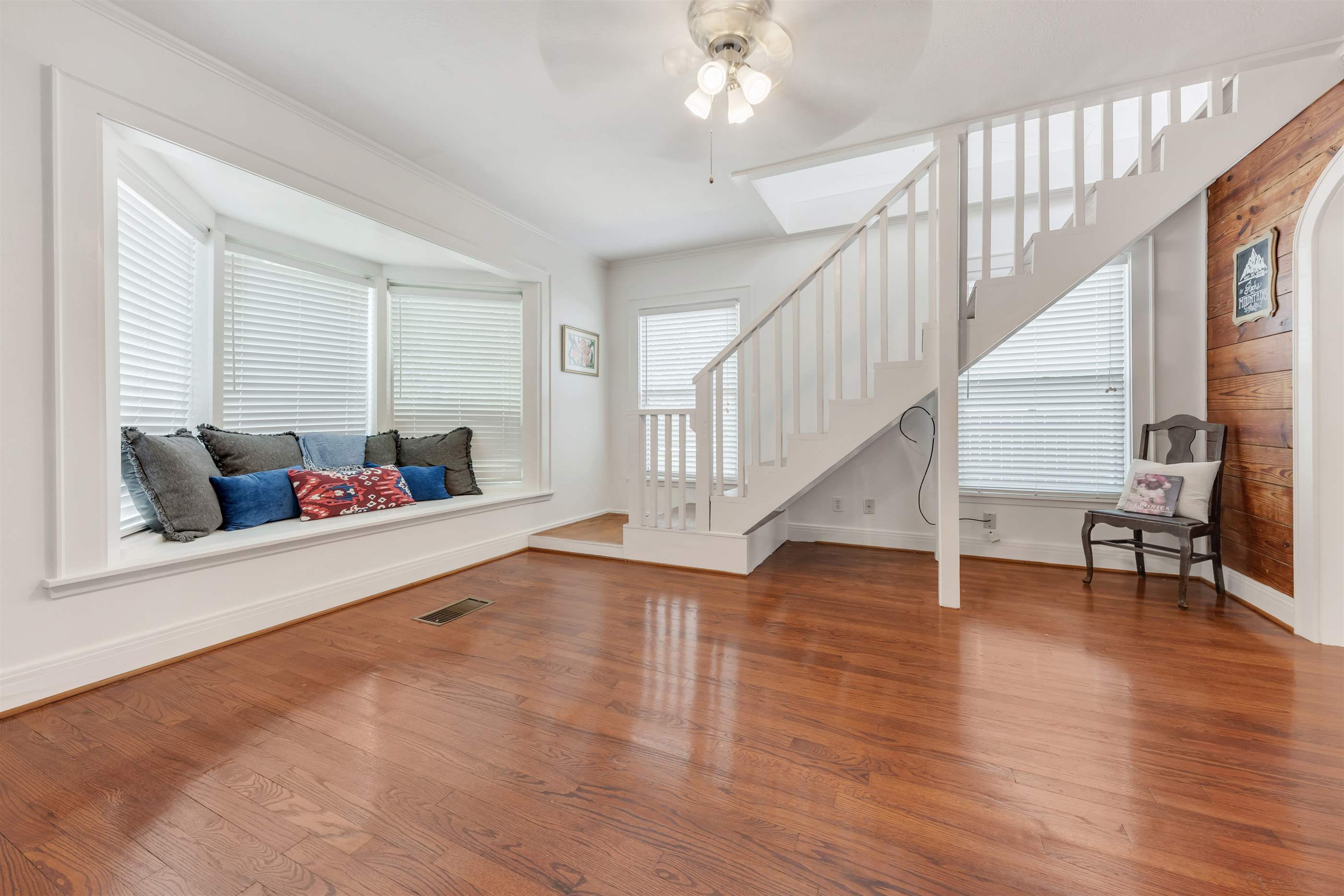 1206 East 28th Street, Bryan, TX 77803