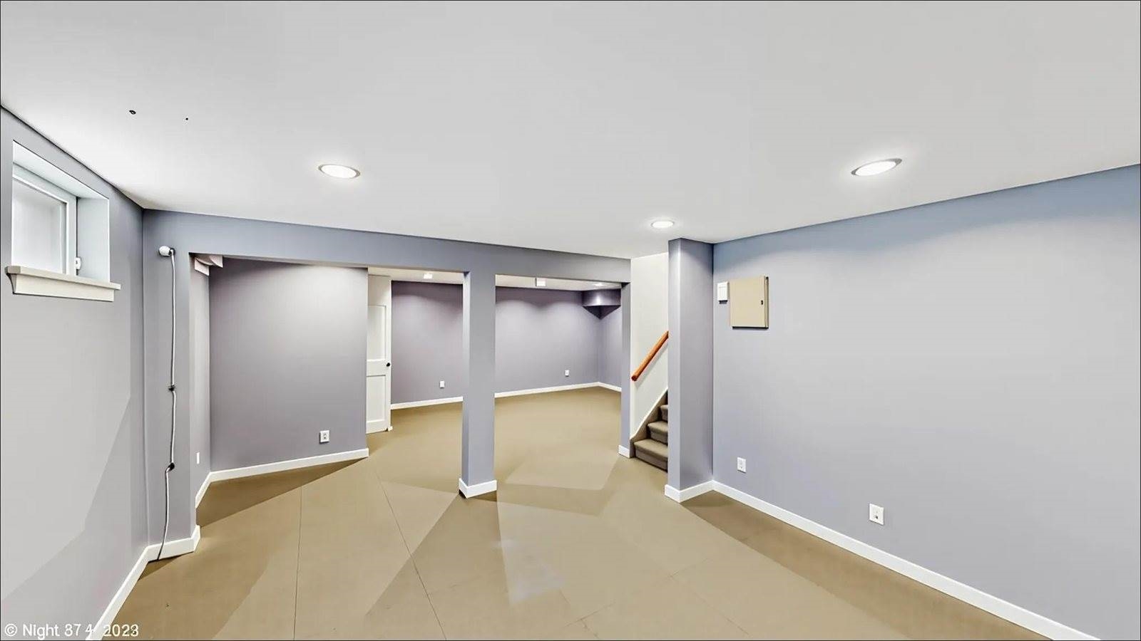 318 Veterans Memorial Highway, Smithtown, NY 11725