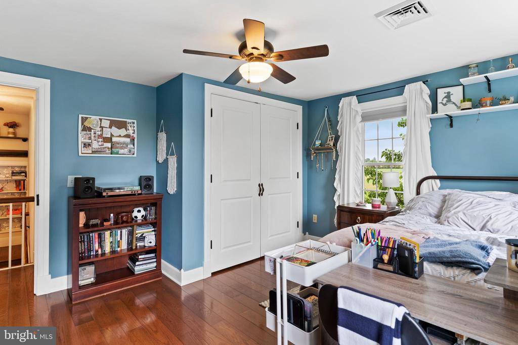 667 Bridgeport Road, Landisburg, PA 17040