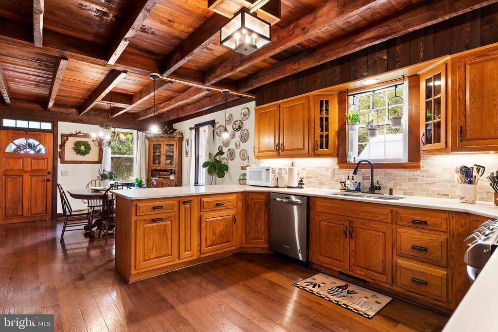 667 Bridgeport Road, Landisburg, PA 17040