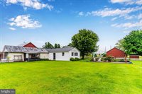 667 Bridgeport Road, Landisburg, PA 17040