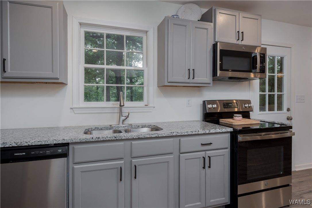 4900 Leland Drive, Northport, AL 35473