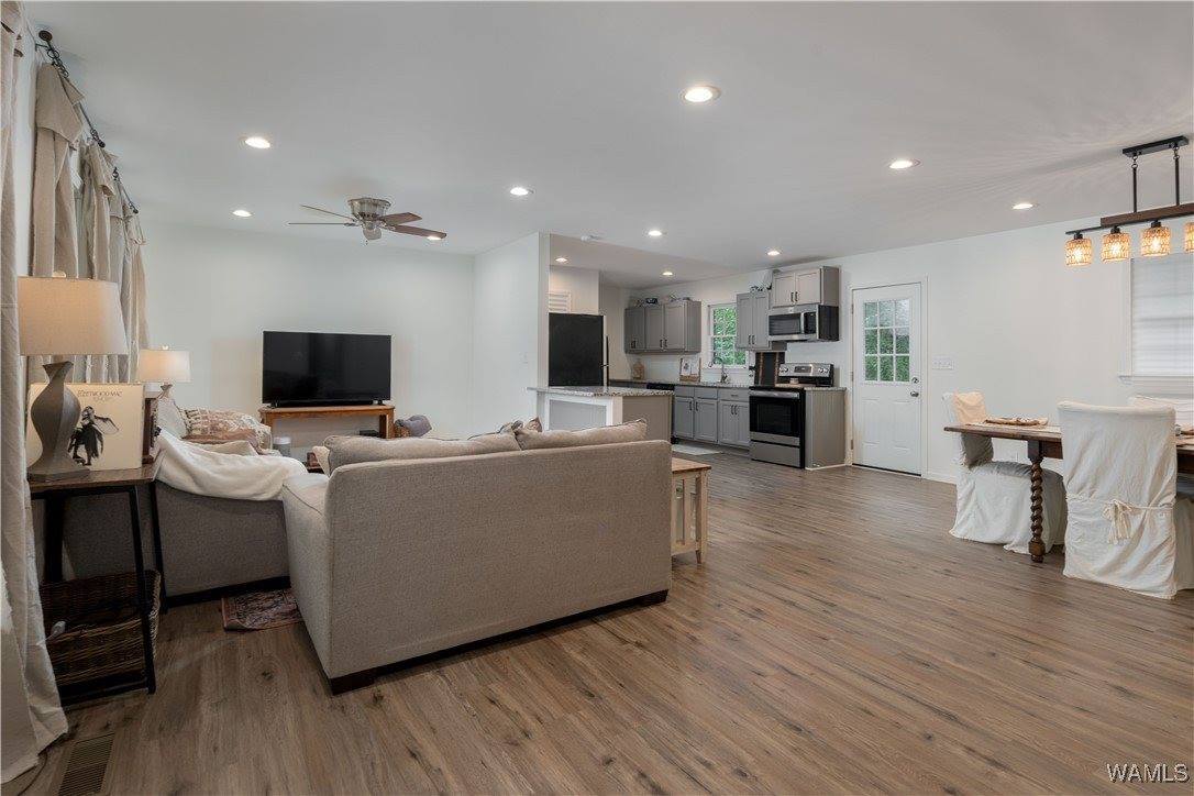 4900 Leland Drive, Northport, AL 35473