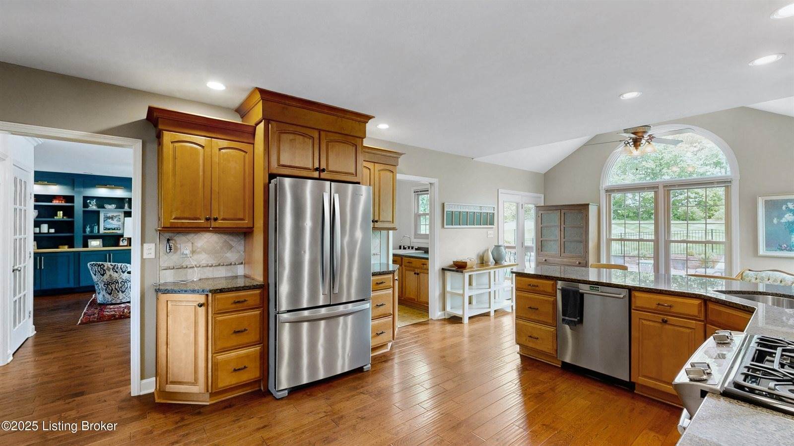 4717 Northridge Dr, Crestwood, KY 40014