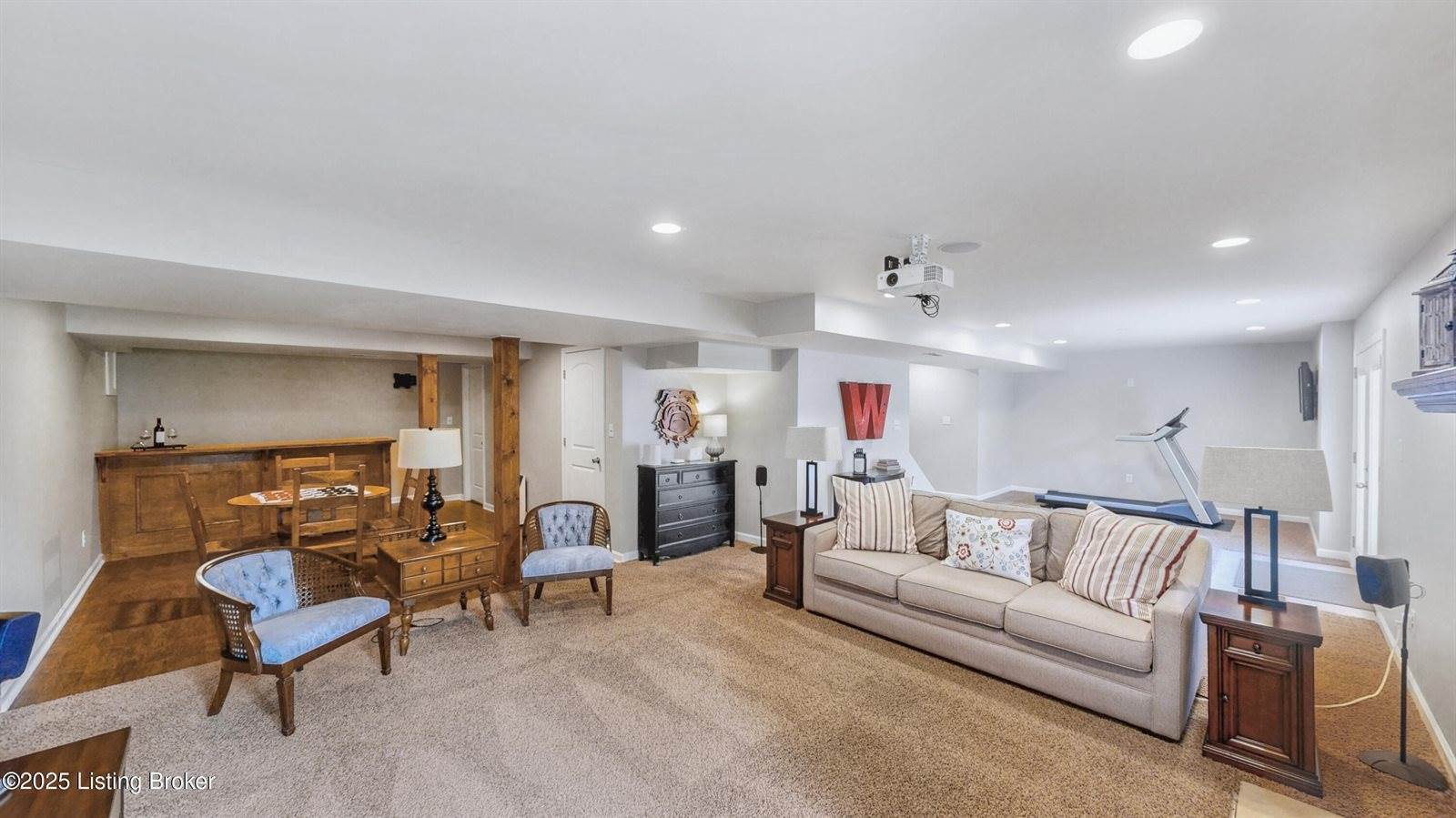 4717 Northridge Dr, Crestwood, KY 40014