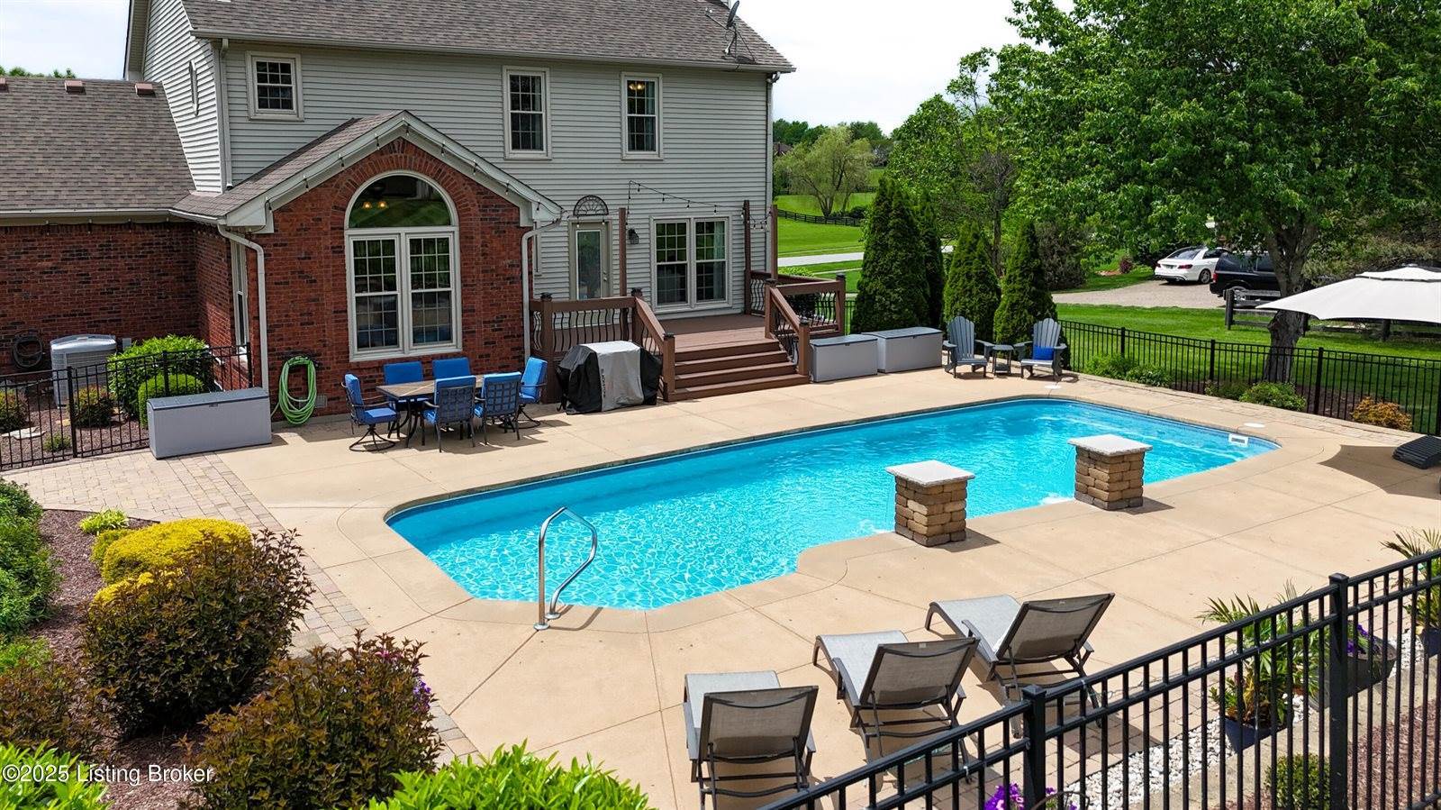 4717 Northridge Dr, Crestwood, KY 40014