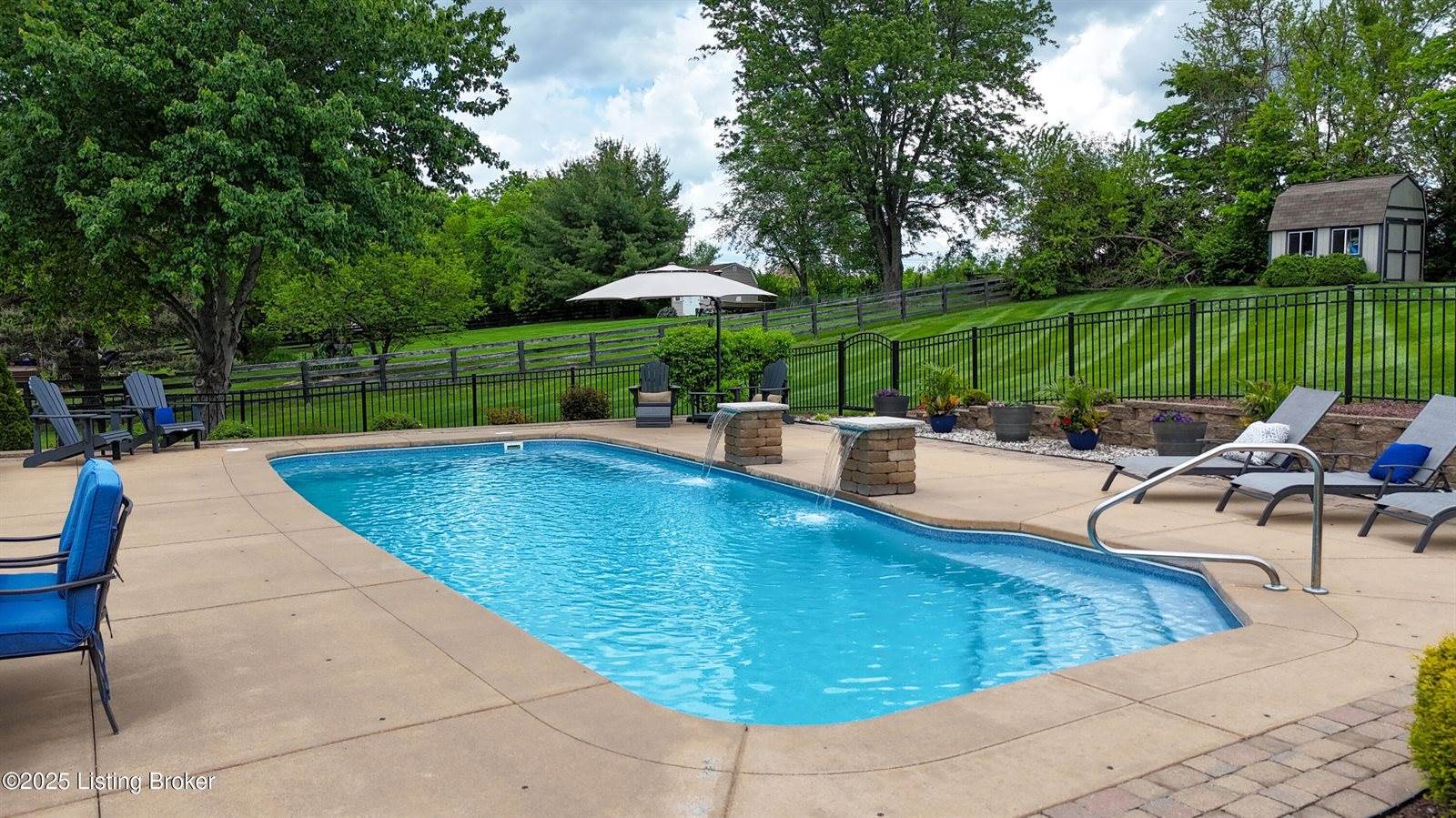 4717 Northridge Dr, Crestwood, KY 40014