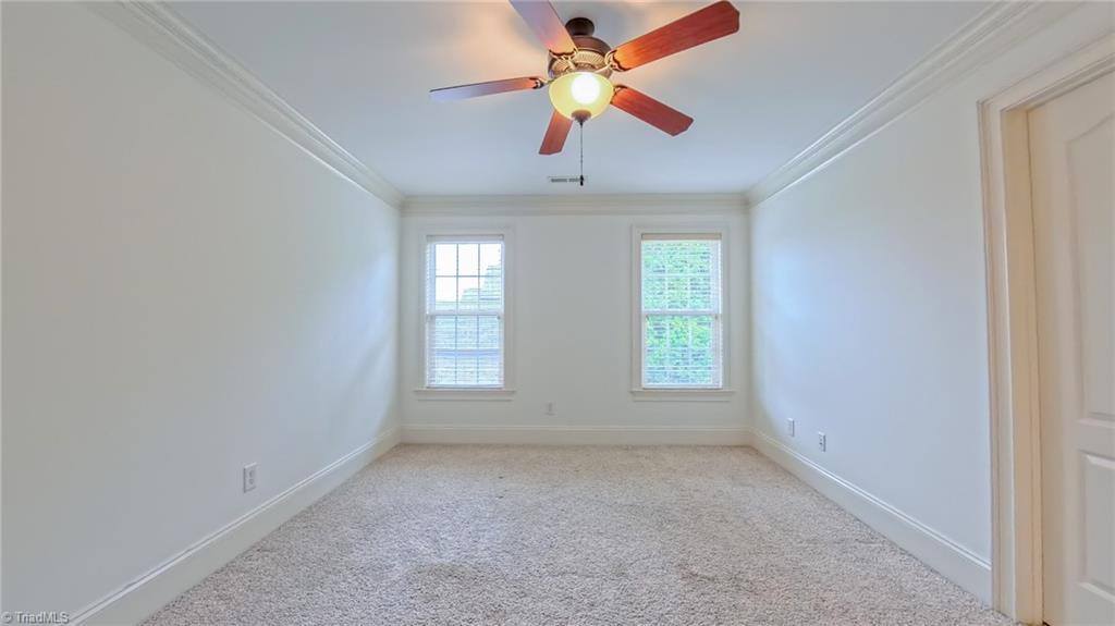 9045 Grove Pines Lane, Kernersville, NC 27284