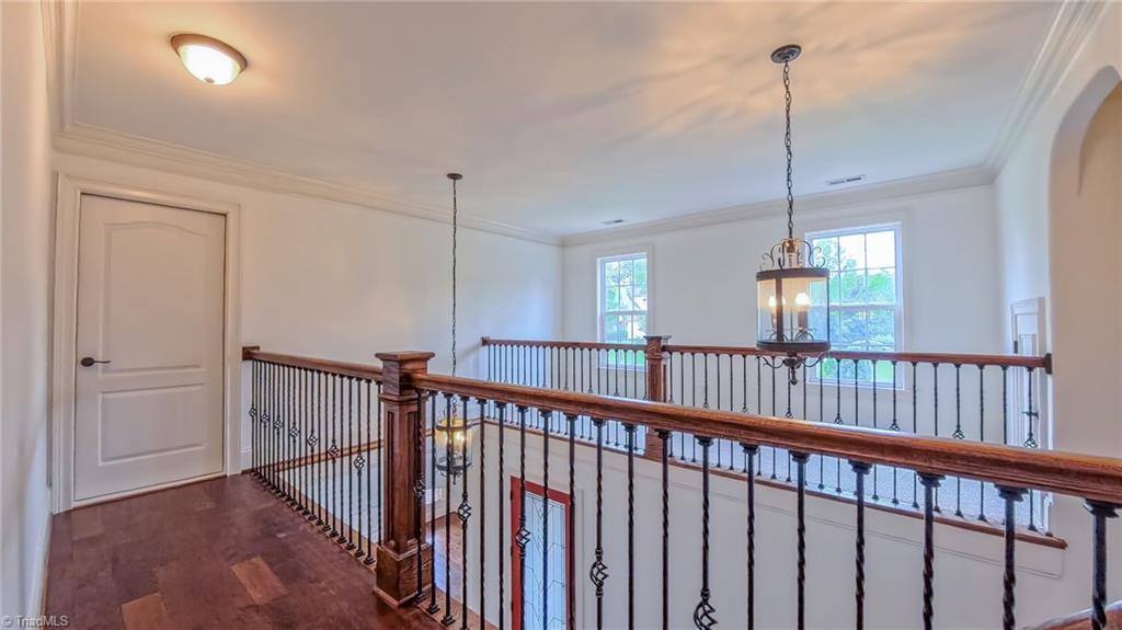 9045 Grove Pines Lane, Kernersville, NC 27284