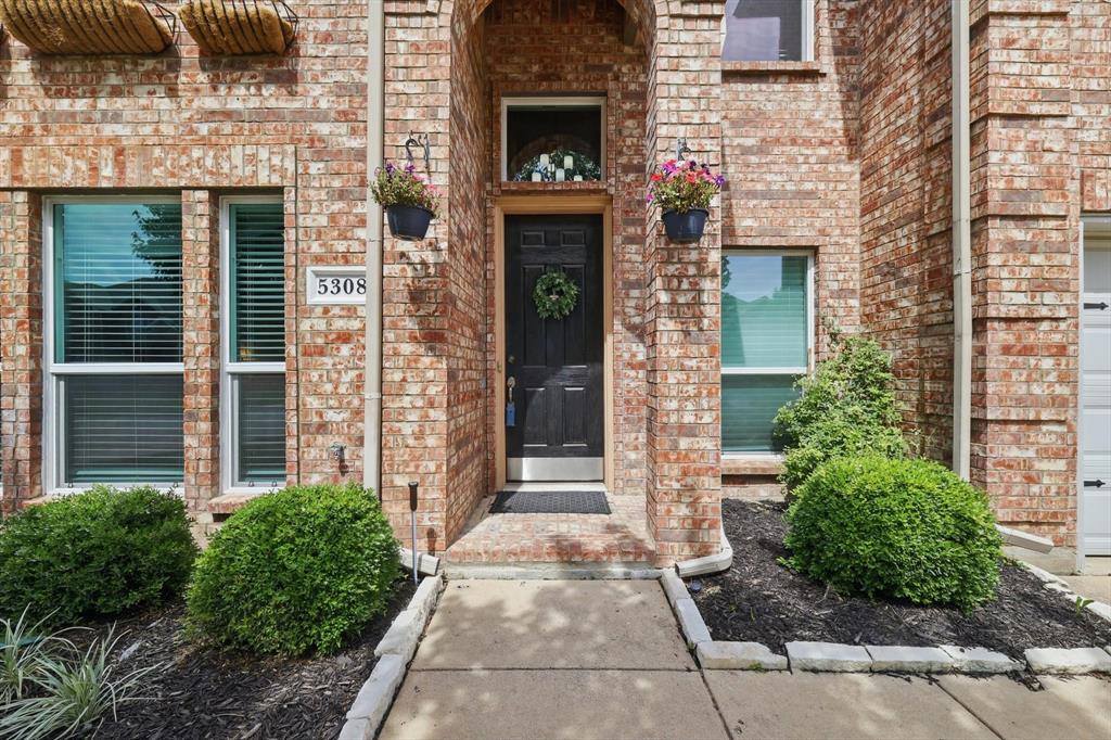 5308 Kathryn Drive, Grand Prairie, TX 75052