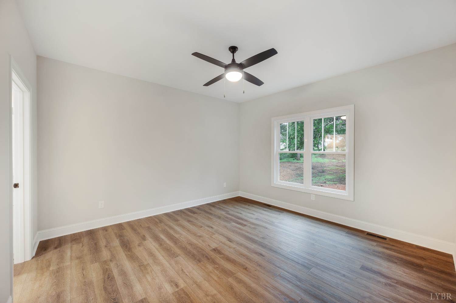 2510 Smith Mountain Lake Parkway, Huddleston, VA 24104