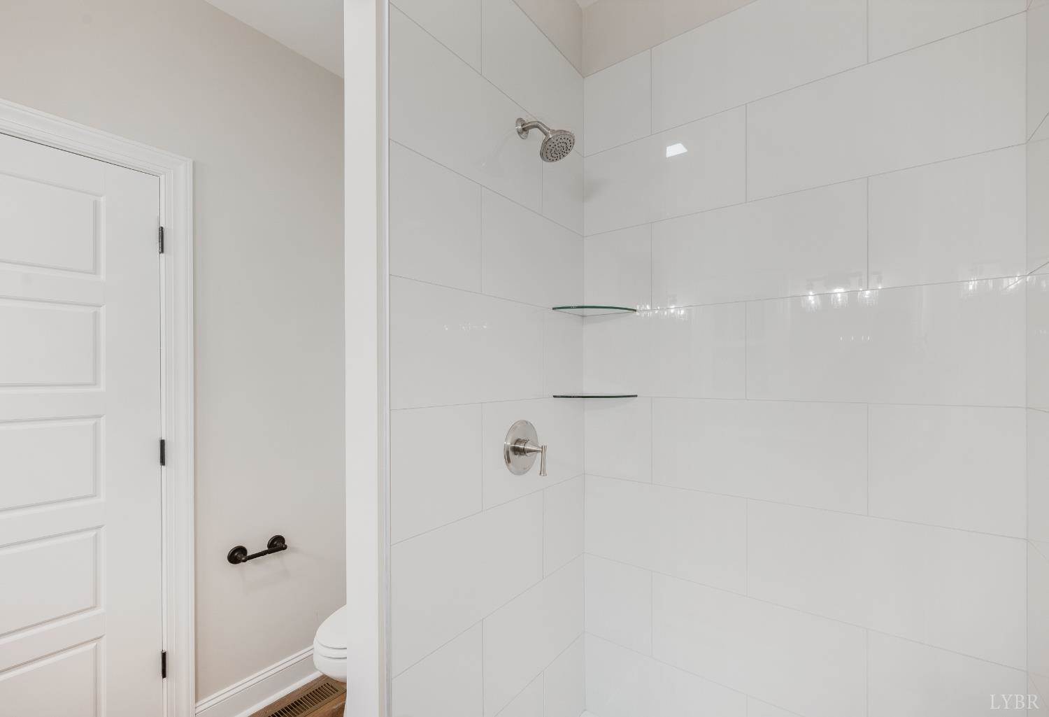 2510 Smith Mountain Lake Parkway, Huddleston, VA 24104