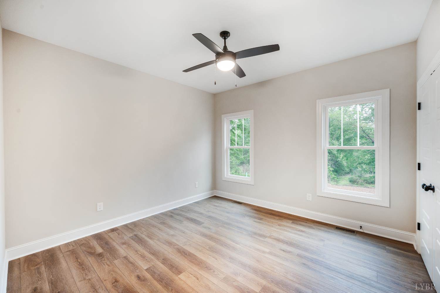 2510 Smith Mountain Lake Parkway, Huddleston, VA 24104