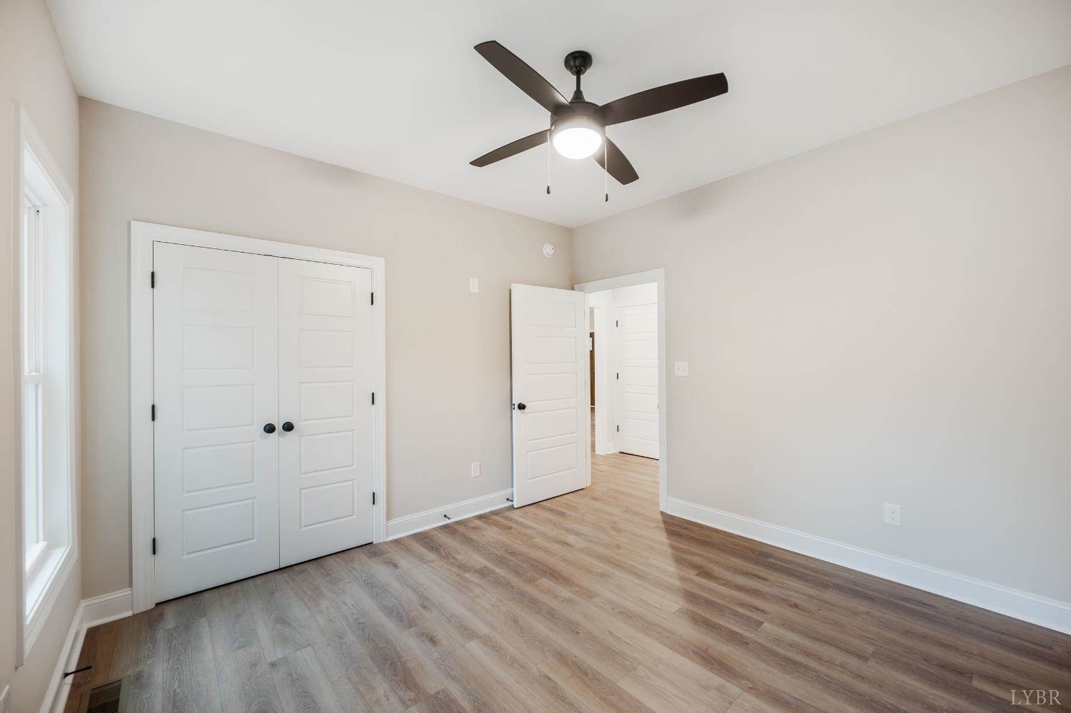 2510 Smith Mountain Lake Parkway, Huddleston, VA 24104