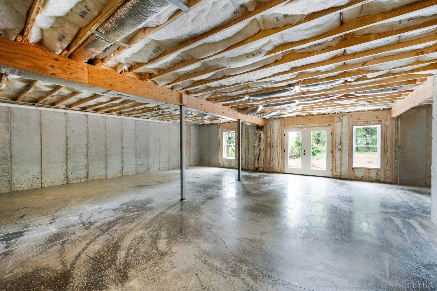 2510 Smith Mountain Lake Parkway, Huddleston, VA 24104