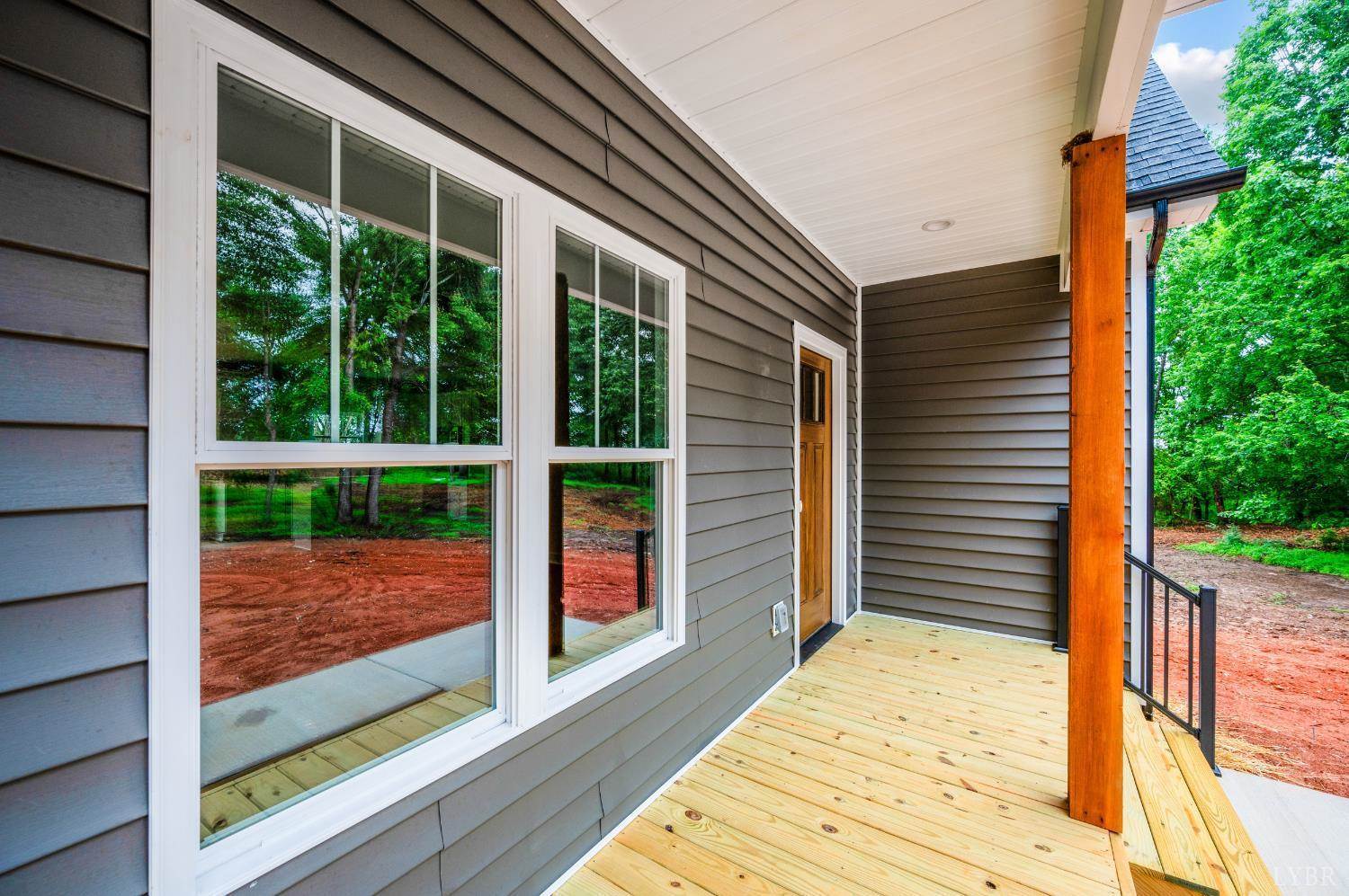 2510 Smith Mountain Lake Parkway, Huddleston, VA 24104