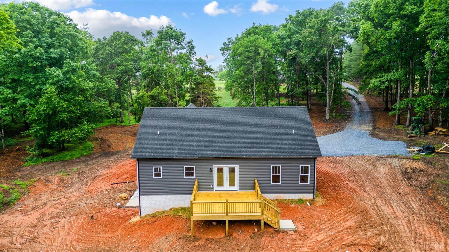 2510 Smith Mountain Lake Parkway, Huddleston, VA 24104