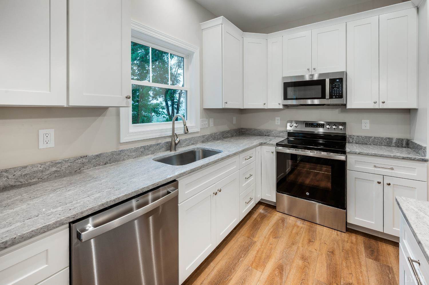 2510 Smith Mountain Lake Parkway, Huddleston, VA 24104