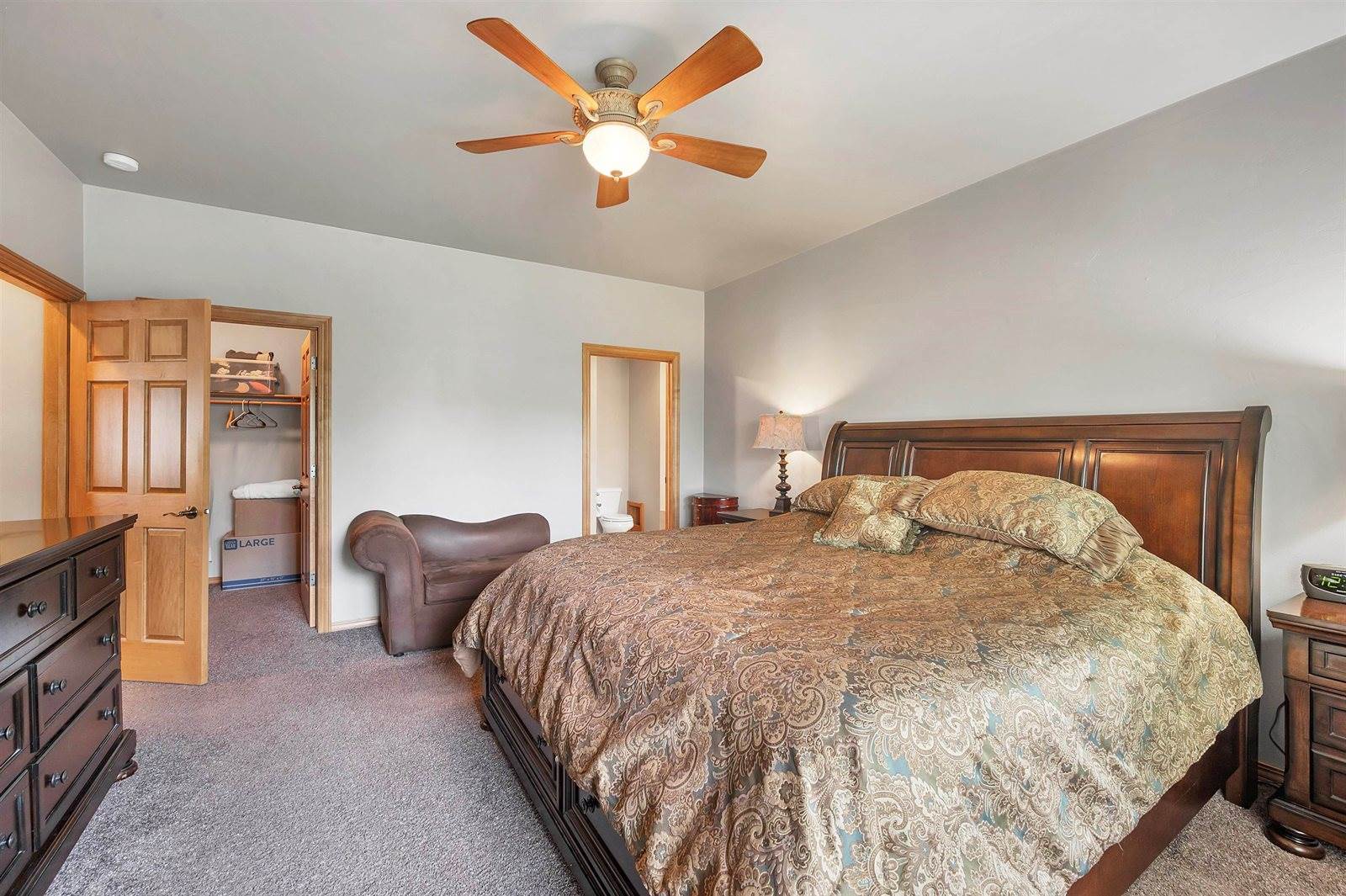 2176 Yahara Circle, De Pere, WI 54115