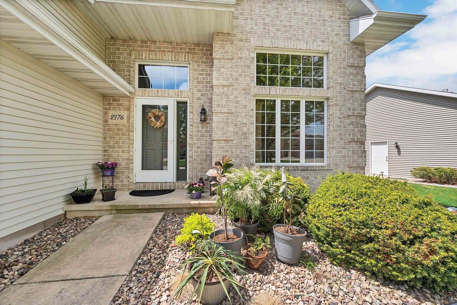 2176 Yahara Circle, De Pere, WI 54115