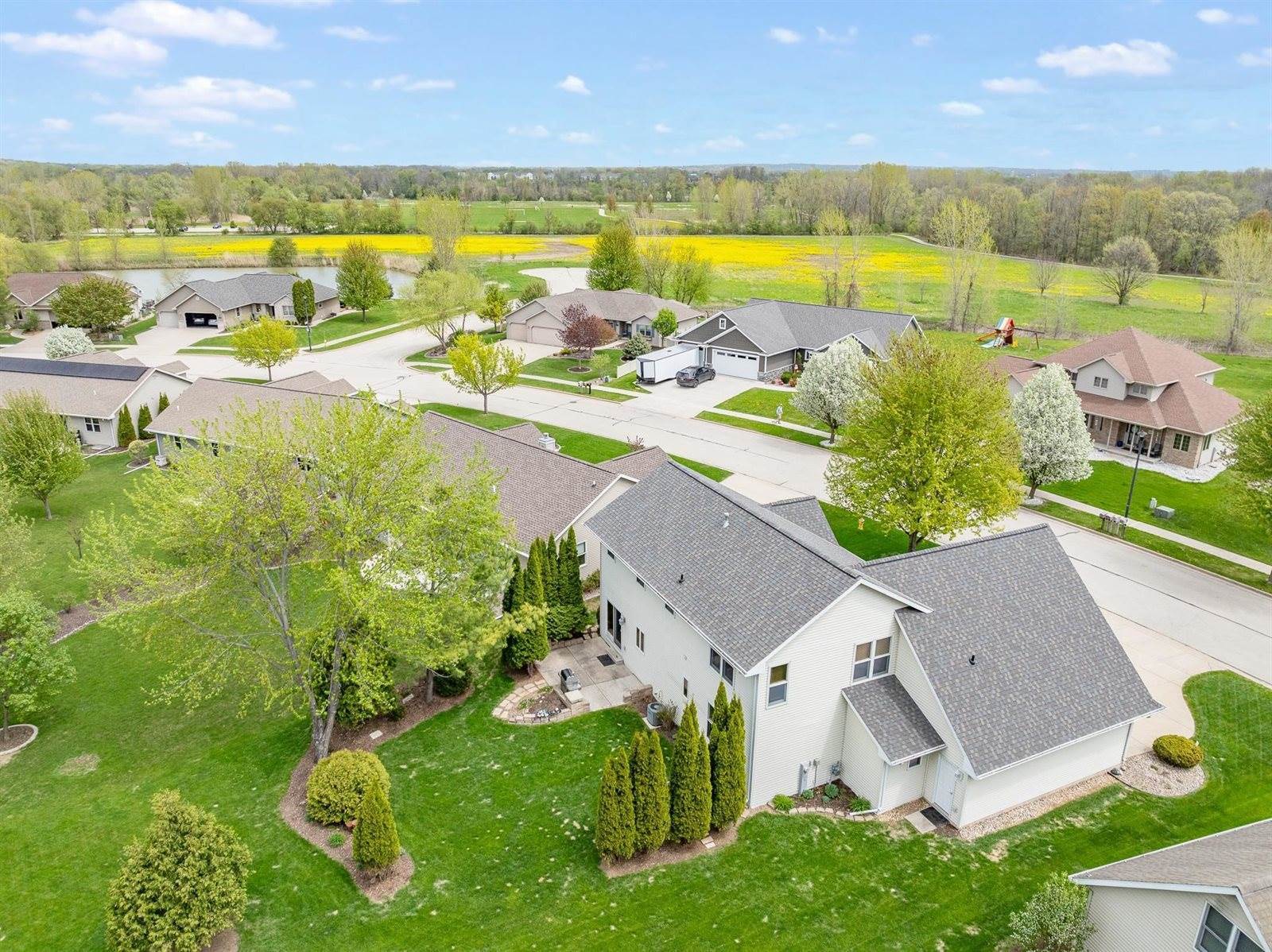 2176 Yahara Circle, De Pere, WI 54115