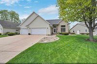 2176 Yahara Circle, De Pere, WI 54115