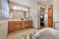 2176 Yahara Circle, De Pere, WI 54115