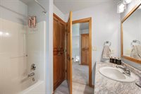 2176 Yahara Circle, De Pere, WI 54115