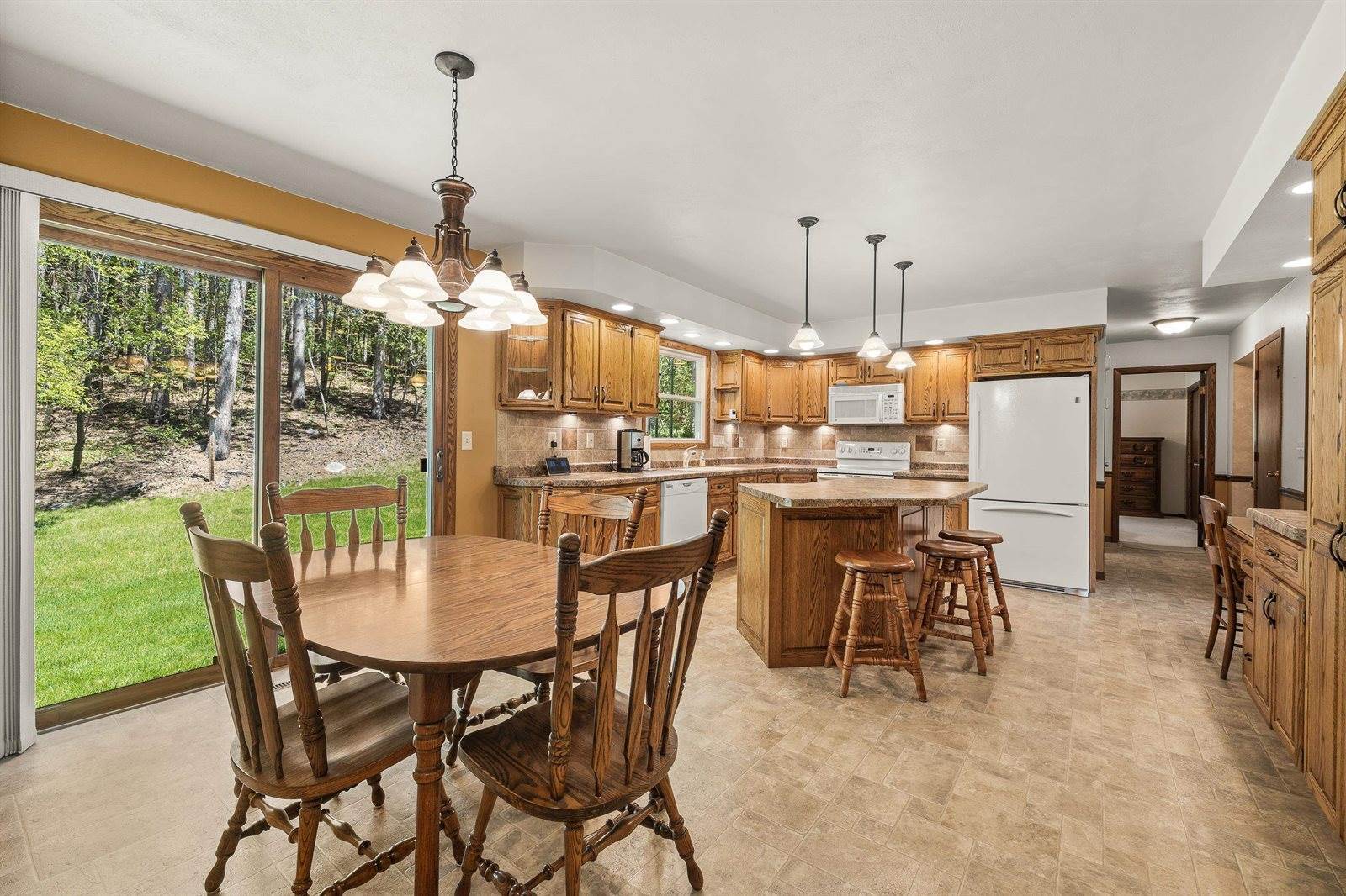 7256 State Highway 66, Custer, WI 54423