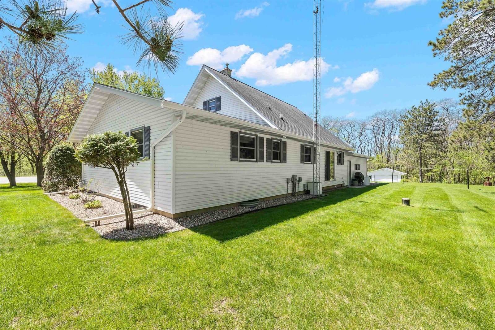 7256 State Highway 66, Custer, WI 54423