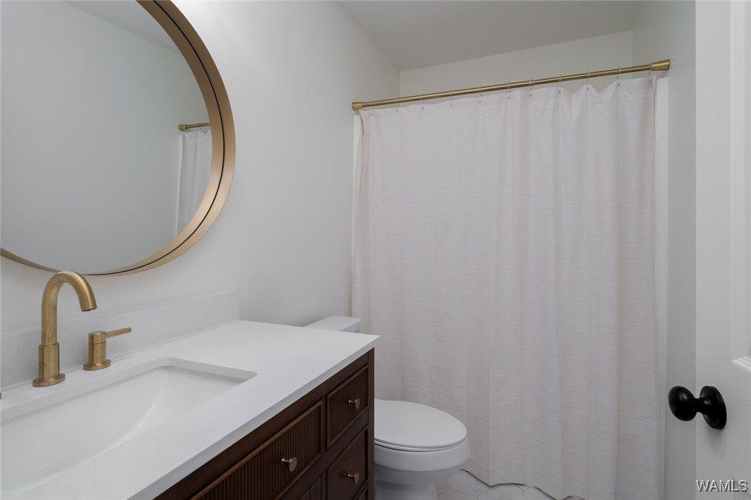 2107 Brandonwood Road, Tuscaloosa, AL 35406