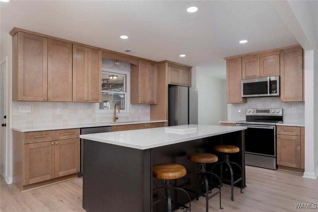 2107 Brandonwood Road, Tuscaloosa, AL 35406