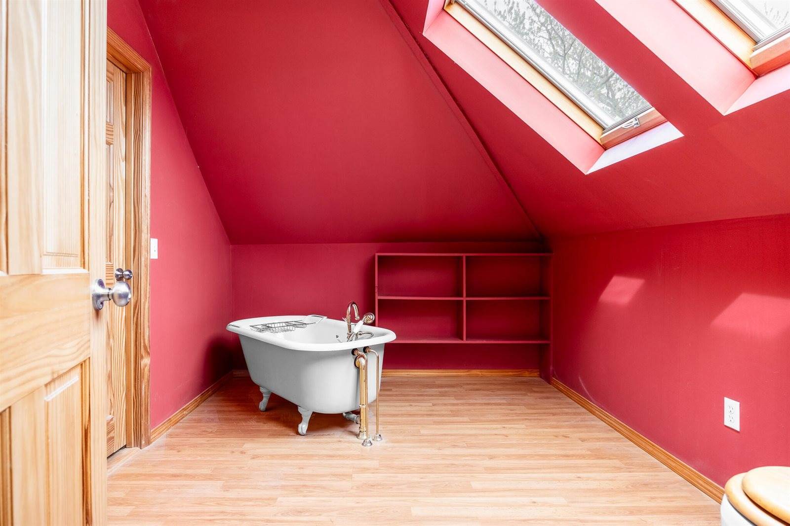 80 Pearl Street, Bangor, ME 04401