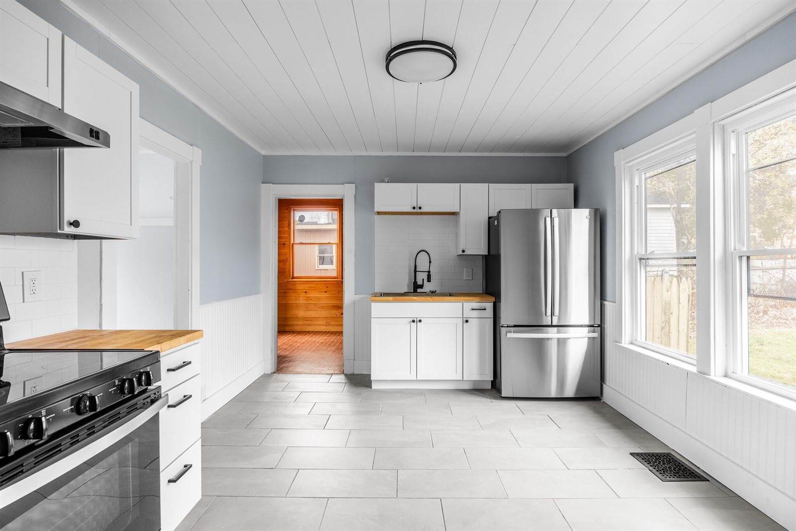 80 Pearl Street, Bangor, ME 04401