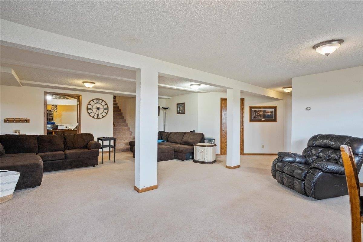 912 S 3rd Street, Edgar, WI 54426