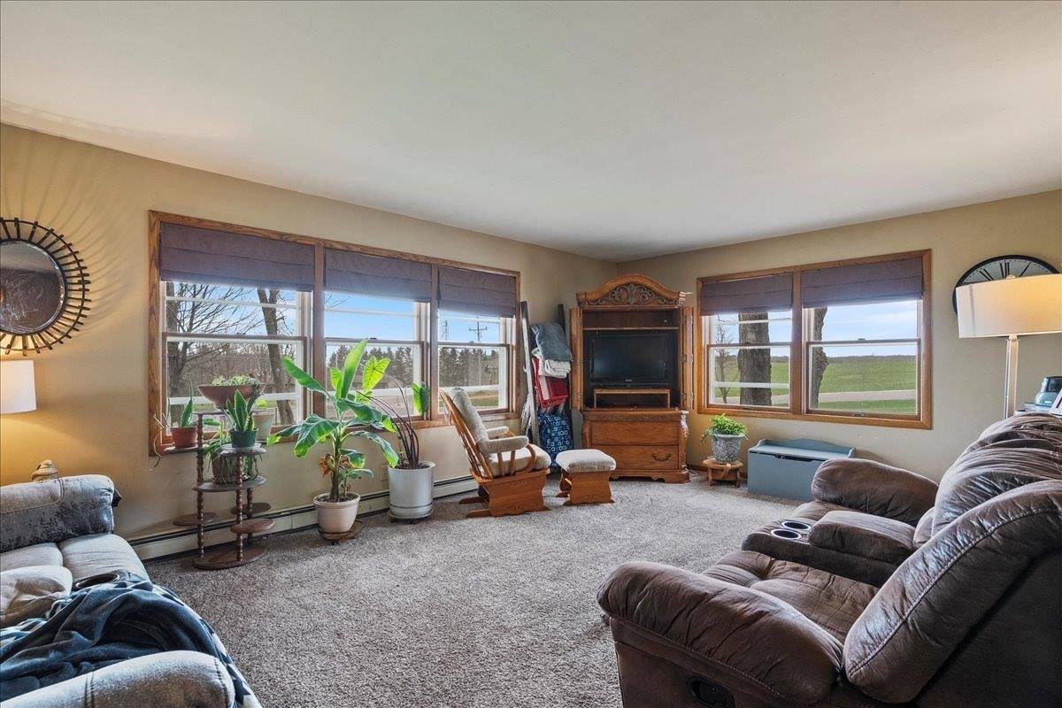 912 S 3rd Street, Edgar, WI 54426