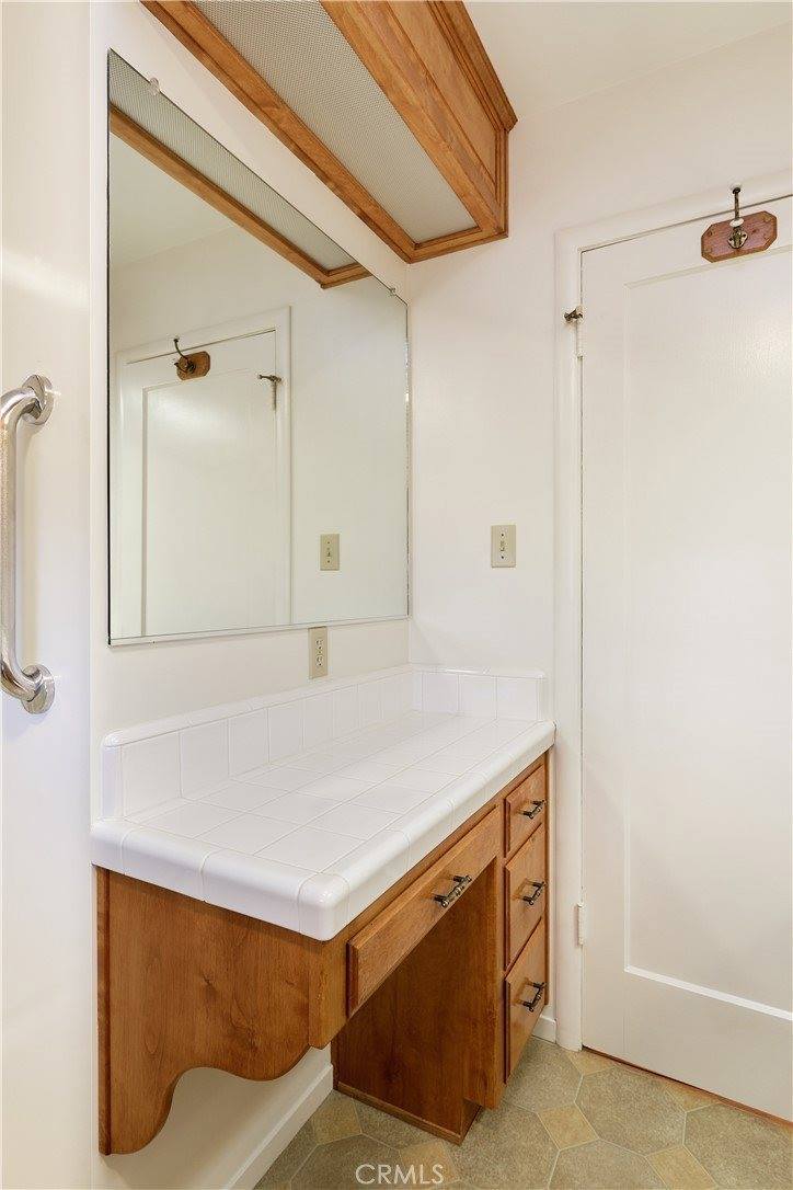 142 South Lassen Street, Willows, CA 95988