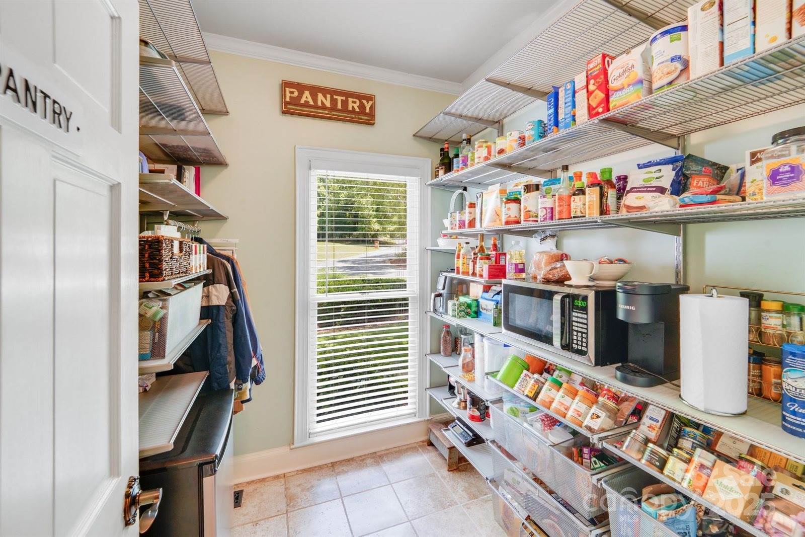 10338 Hollybrook Drive, Charlotte, NC 28277