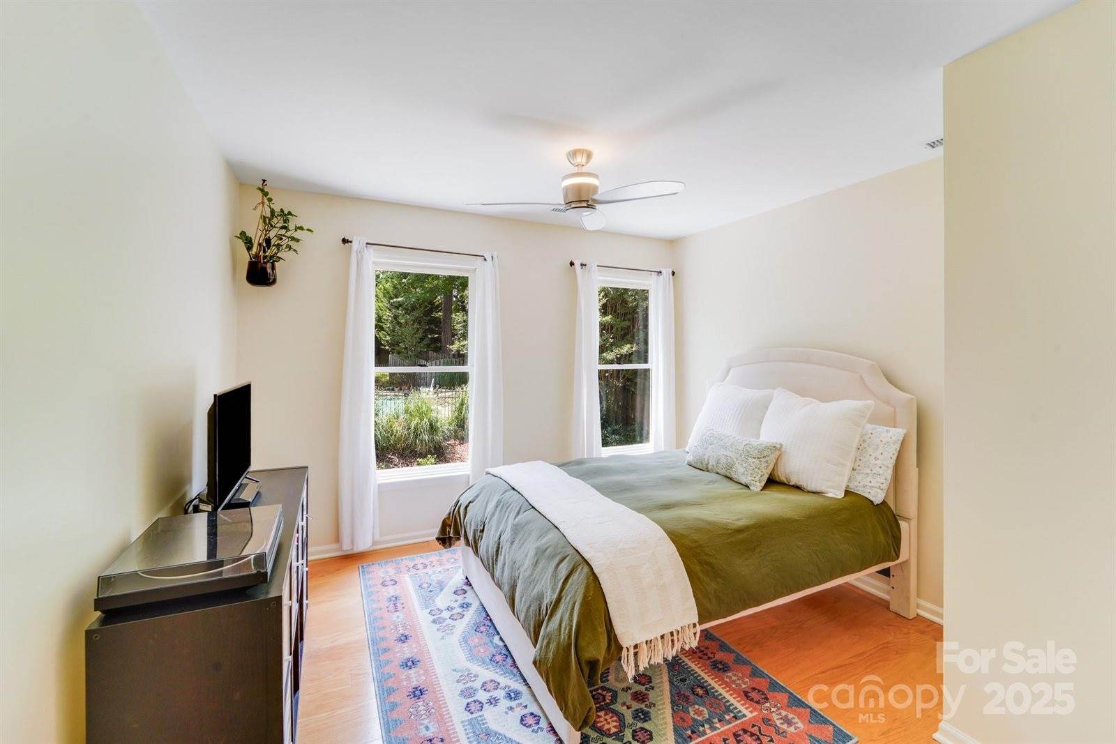 10338 Hollybrook Drive, Charlotte, NC 28277