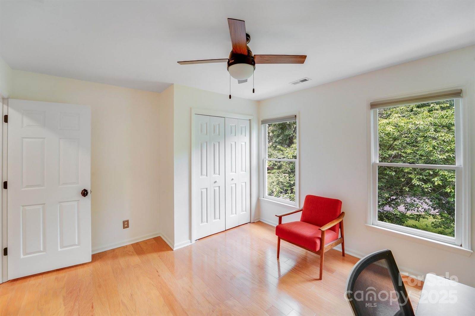 10338 Hollybrook Drive, Charlotte, NC 28277