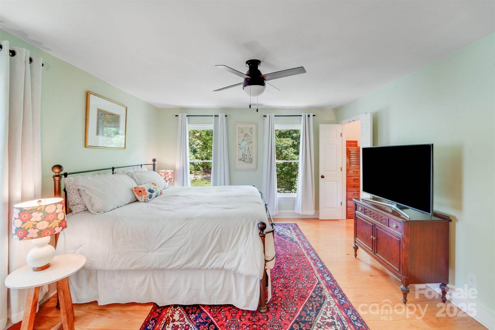 10338 Hollybrook Drive, Charlotte, NC 28277