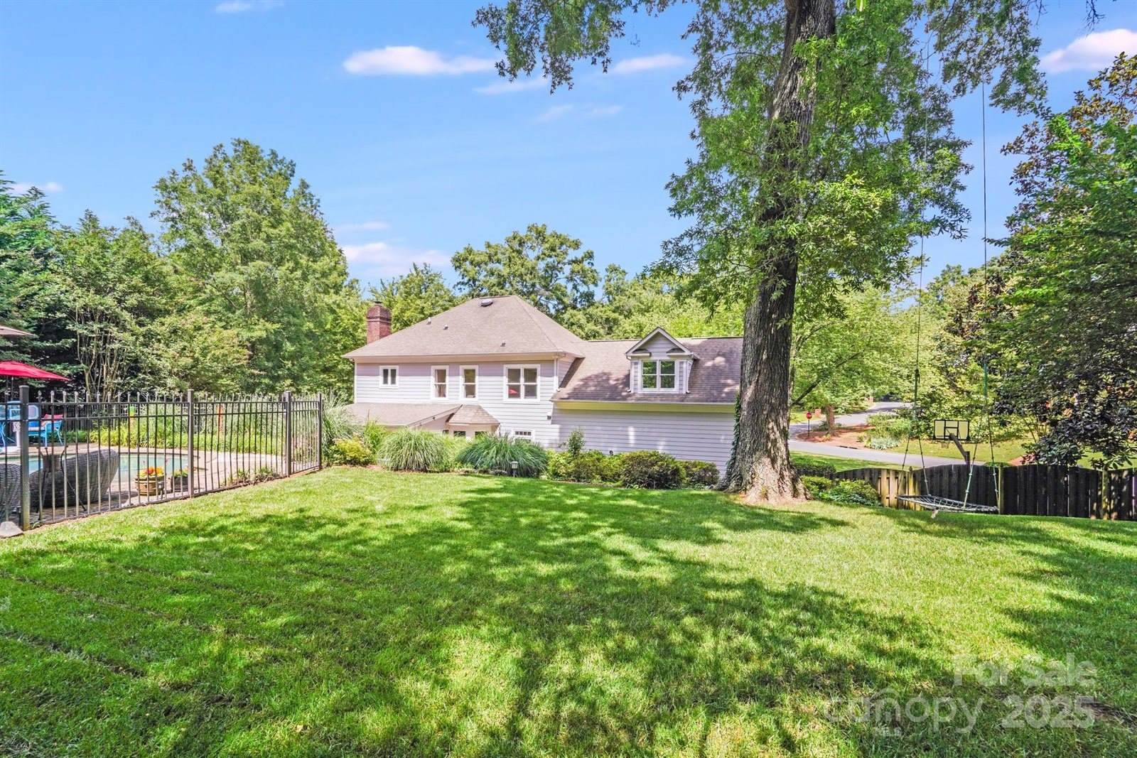 10338 Hollybrook Drive, Charlotte, NC 28277