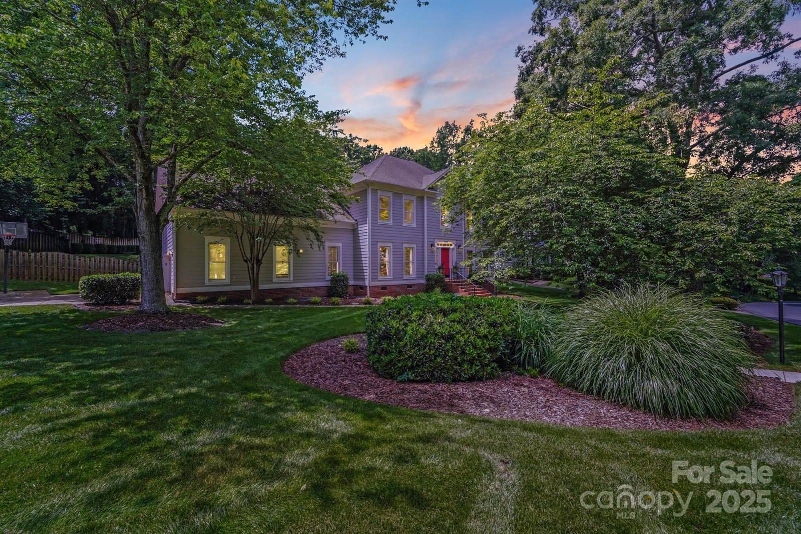 10338 Hollybrook Drive, Charlotte, NC 28277