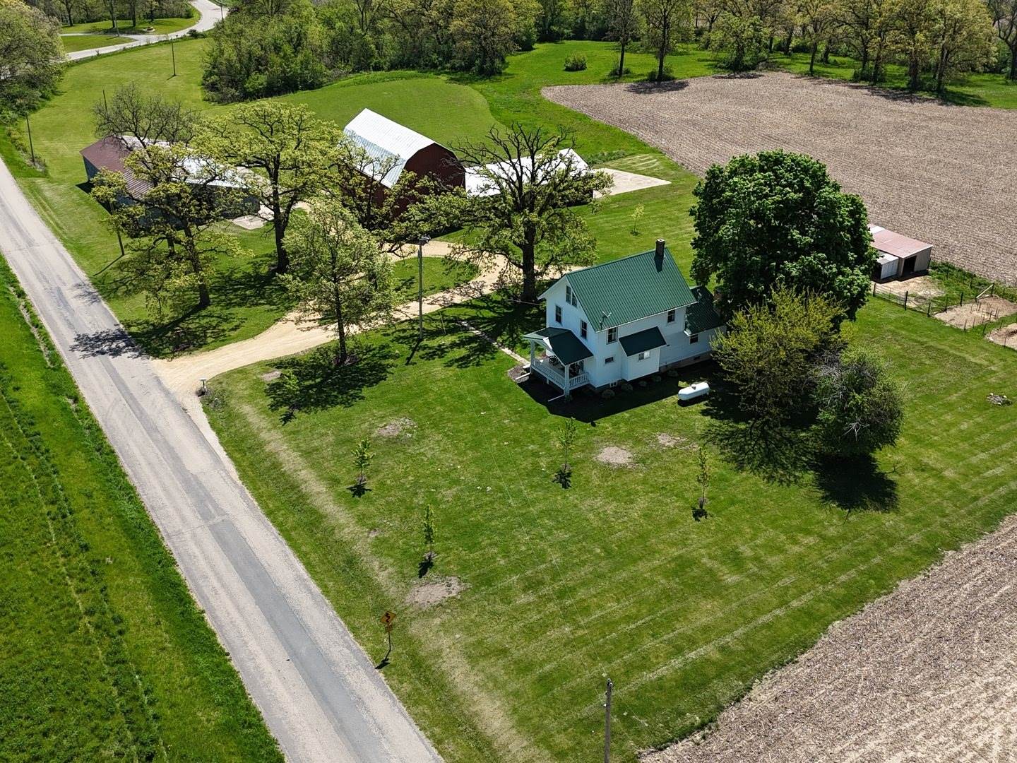 4895 West Stephenson Street Road, Freeport, IL 61032