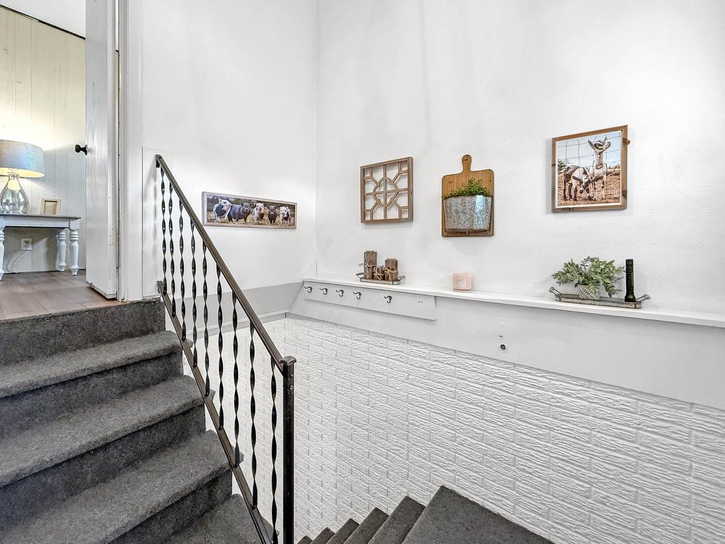 4895 West Stephenson Street Road, Freeport, IL 61032