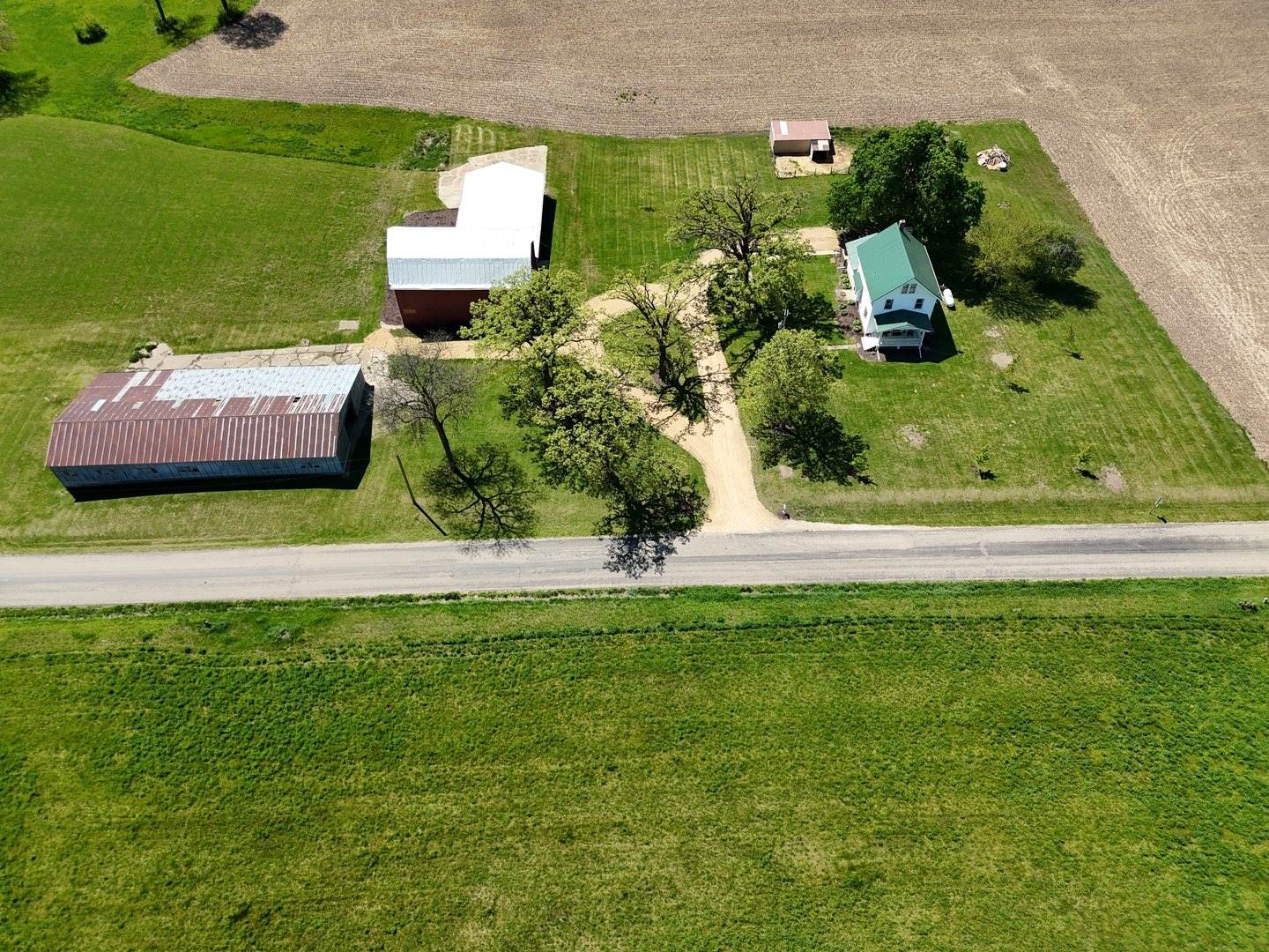 4895 West Stephenson Street Road, Freeport, IL 61032