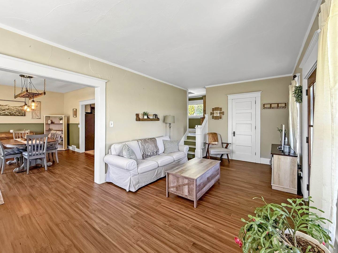 4895 West Stephenson Street Road, Freeport, IL 61032