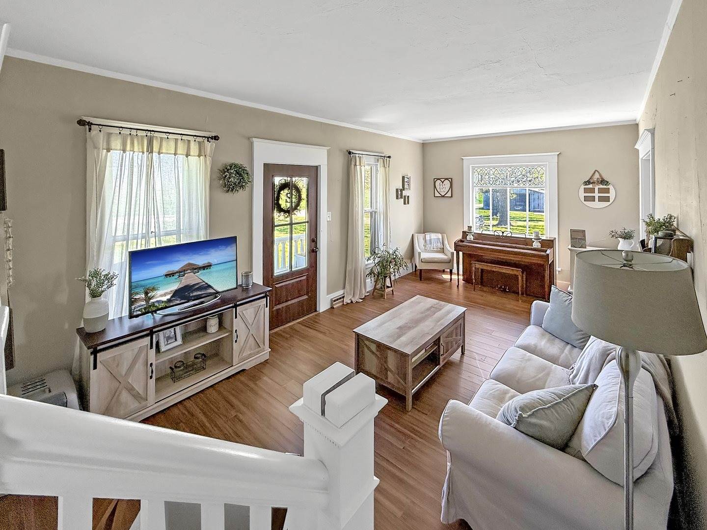 4895 West Stephenson Street Road, Freeport, IL 61032